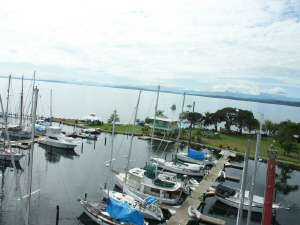 BocasMarina01b.JPG (120748 bytes)