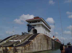 Ramp.jpg (53597 bytes)