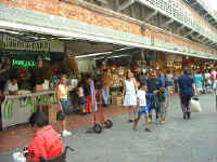 MercadoDi.jpg (39167 bytes)
